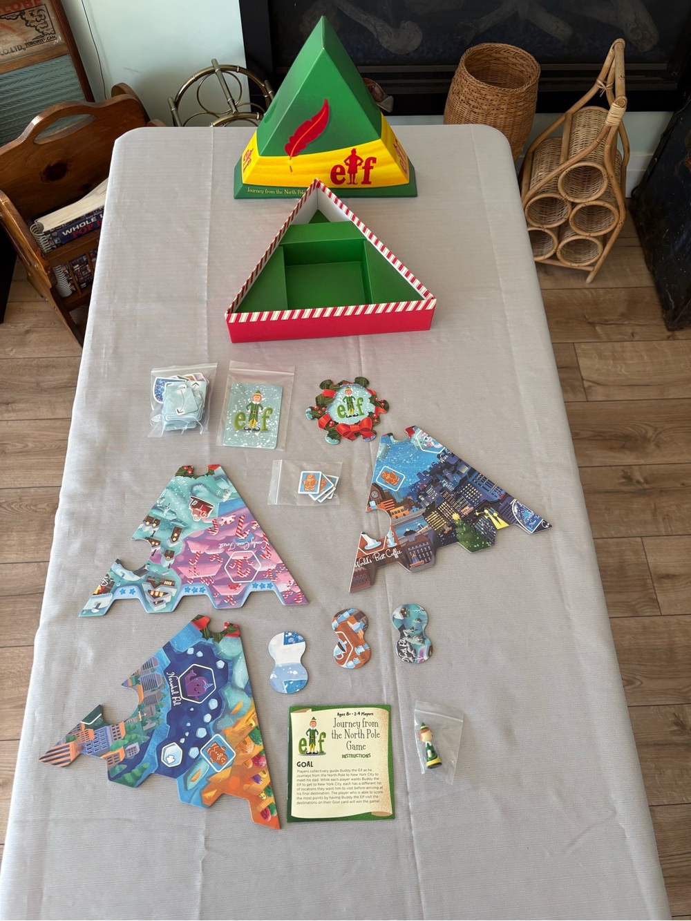 ELF Triangular Holiday Board Game Set – Green, Red, Yellow